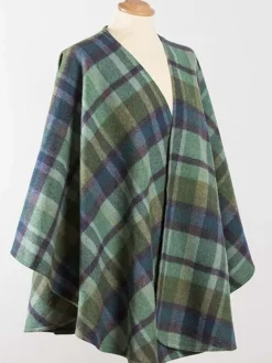 100% Lambswool Cape - Sue 624
