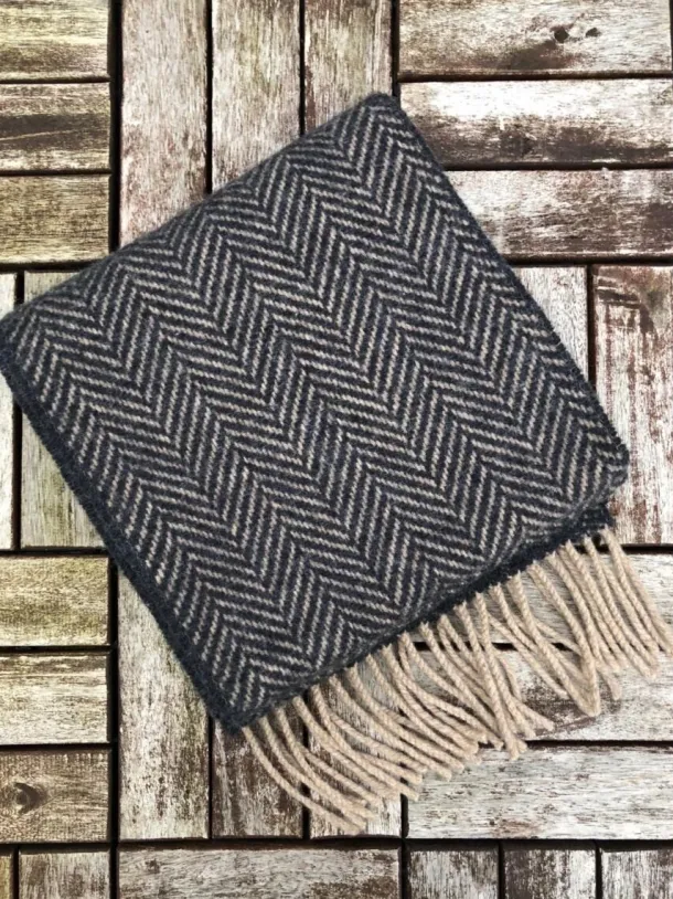 Wool and Cashmere Herringbone Scarf Charcoal / Beige 2410